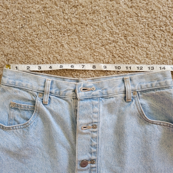 VINTAGE GUESS LIGHT WASH DENIM SKIRT - Picture 12 of 14